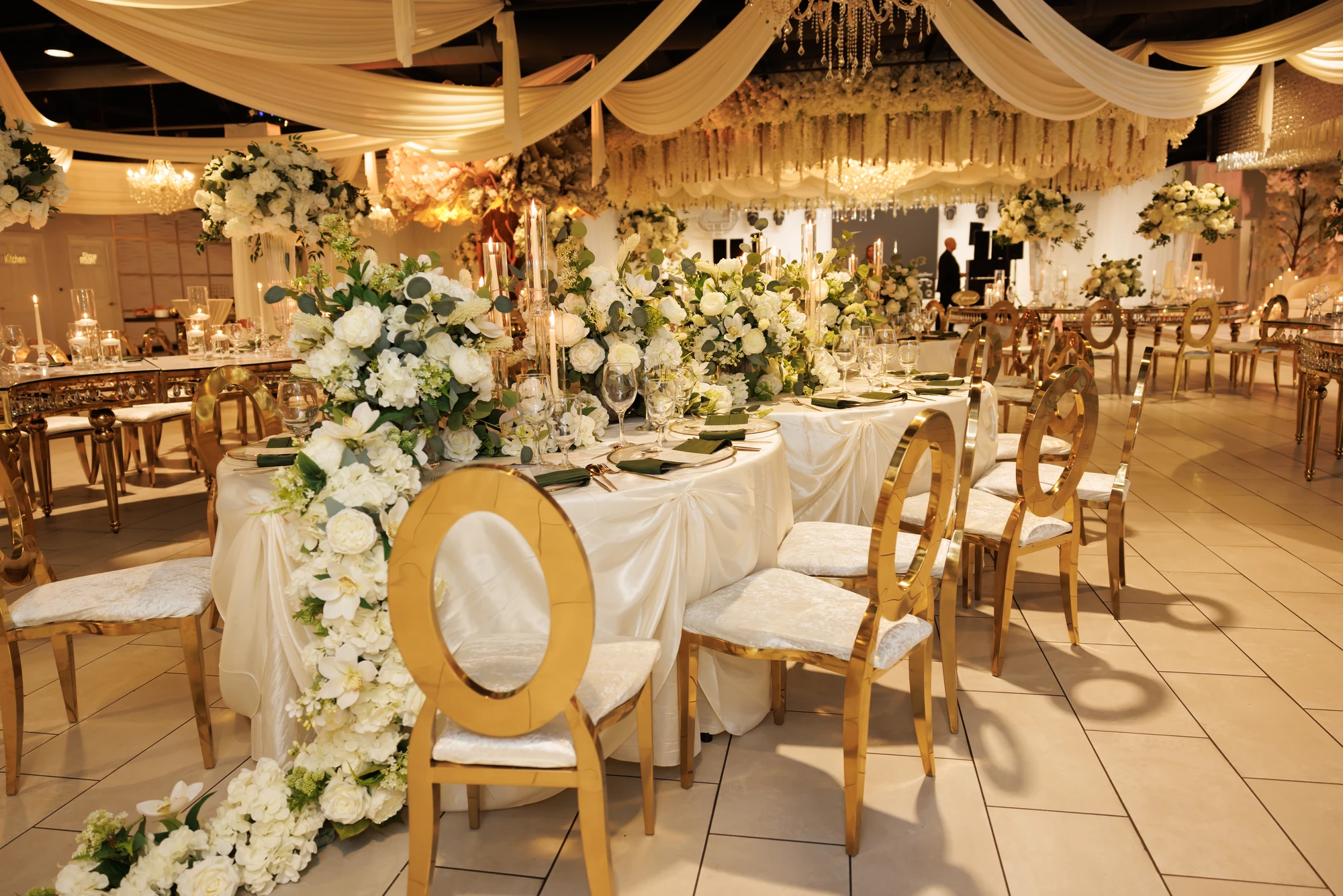 La Bella Luna Venue wedding