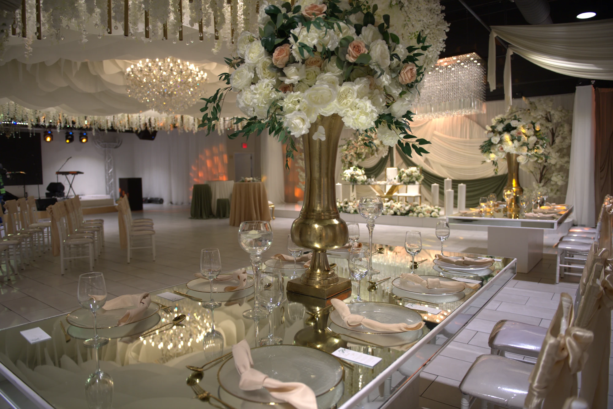 La Bella Luna Venue entrance