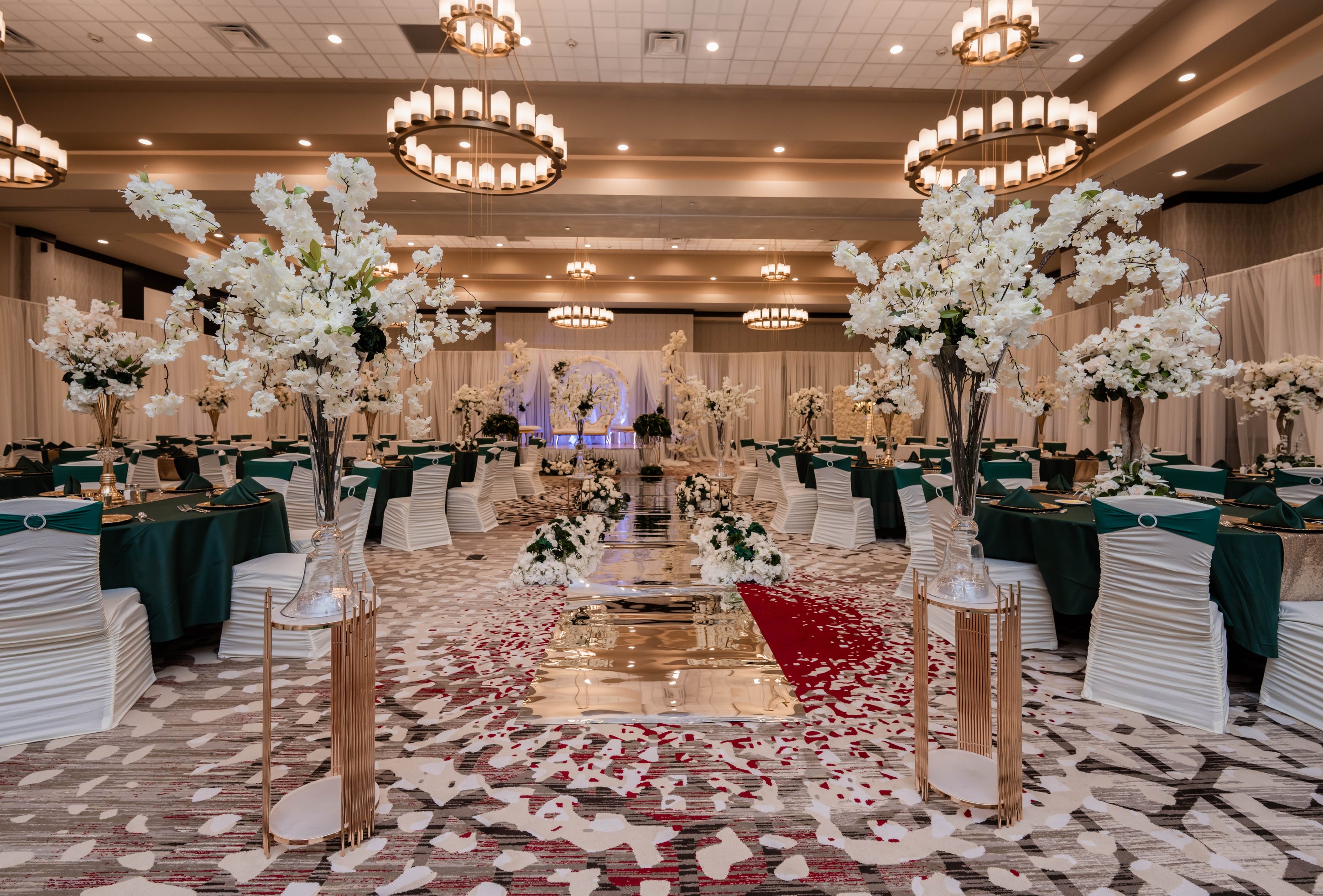 Corporate Events in Austin: Why La Bella Luna is the Ideal Venue